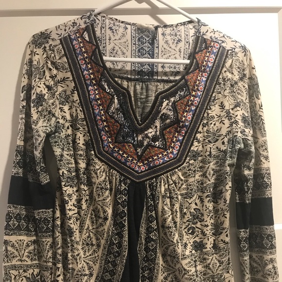 Anthropologie Tops - Anthropologie Akemi + Kin boho shirt size small
